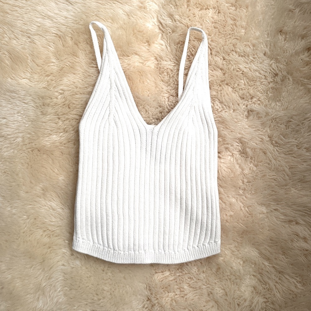 Express Ribbed V-Neck Cropped Sweater Cami